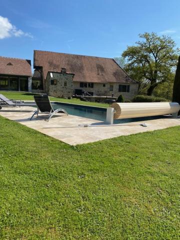 Agreable Chambre D Hote Avec Piscine Et Jacuzzi Thégra Екстериор снимка